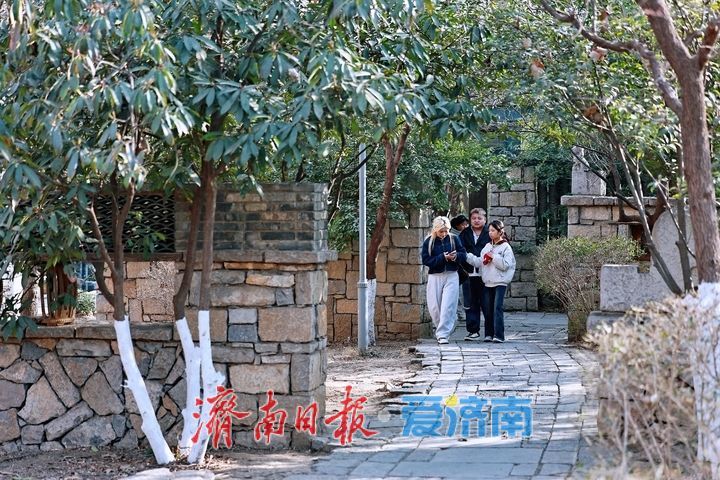 春日打卡腊山河公园 滨水秘境成市民休闲新宠