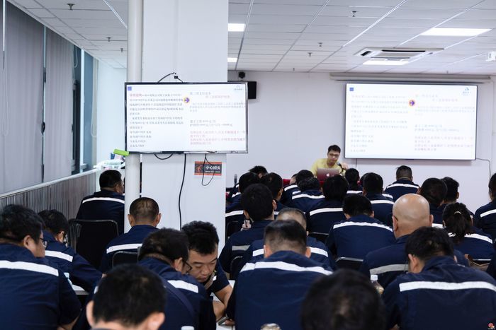 淬炼安全技能 筑牢公交防线 济南市开展济南公交维修班组长工伤预防专项培训活动