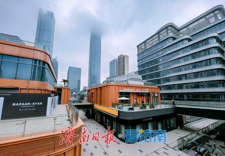 冲刺开街，记者探访济南CBD首座“公园商业开放式街区”