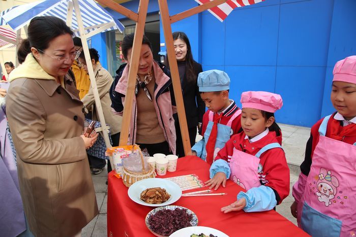 “慧聚”——市中区2025年第五期访校活动走进泉欣小学