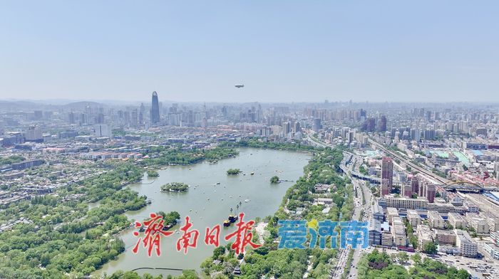 “祥云”腾空起 云端瞰泉城 AS700载人飞艇山东首飞成功