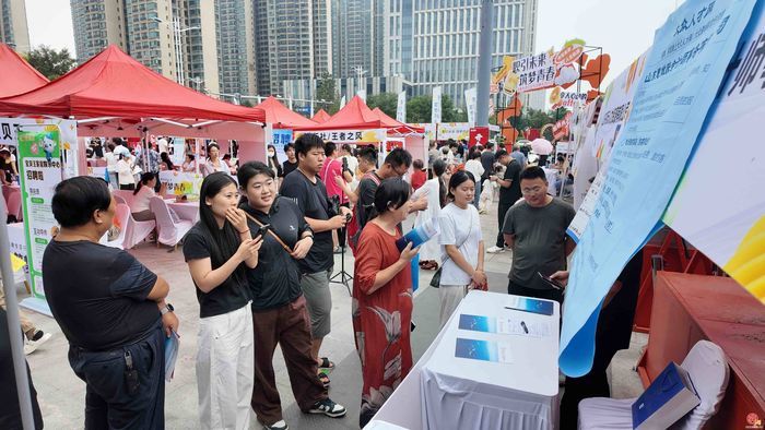 济南市历城区：“双圈” 融合促就业，招聘活动展新篇