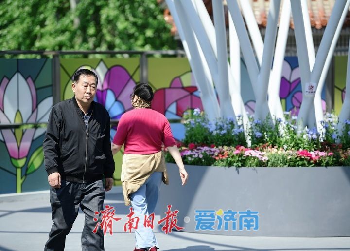 从“能过街”向“好过街”跃升，济南4座新建过街天桥今日正式启用