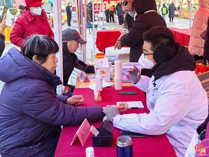 便民促消费 社区新主张——王舍人街道恒大城社区携手山东广播电视台举办“社区生活帮”惠民生系列活动