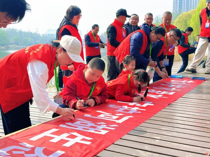 跟着项目看水网 护水节水共行动——小清河服务处举办2026年“世界水日”“中国水周”主题宣传活动