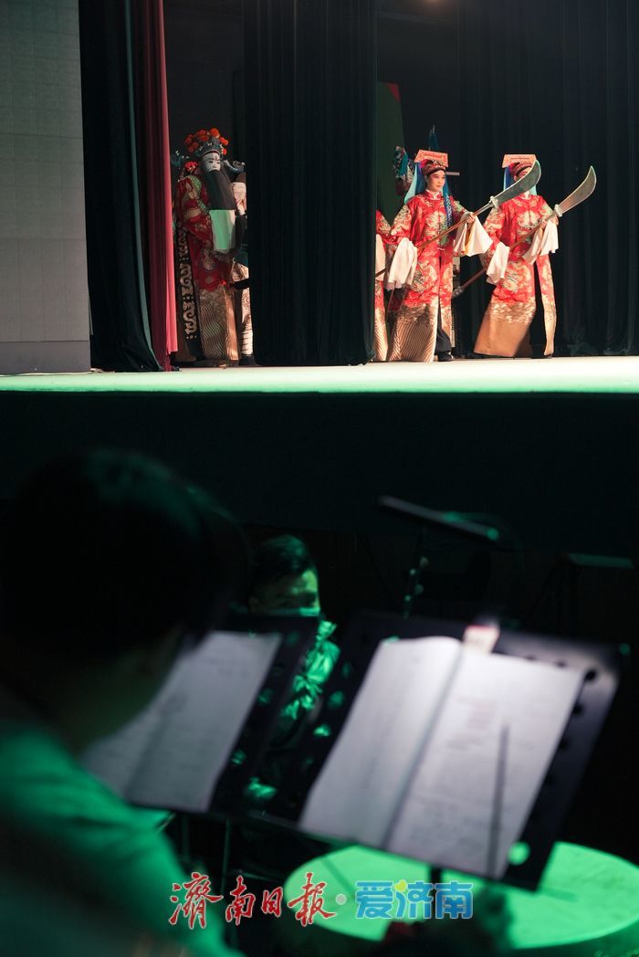 非遗莱芜梆子“台前幕后” 坚守匠心的交响与传承