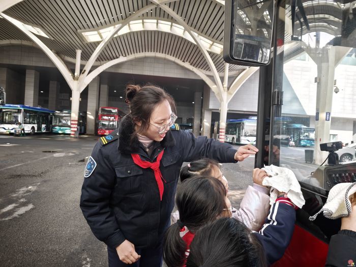 研学探秘济南公交枢纽 绿色出行理念深植童心