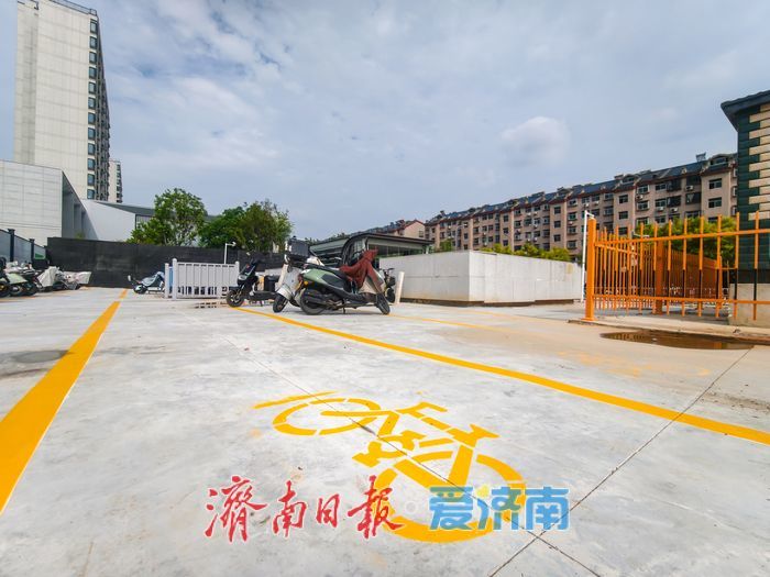 济南轨道交通2号线祝甸站B口西侧非机动车停车场改造完成，机动车停车场计划一个月后投用