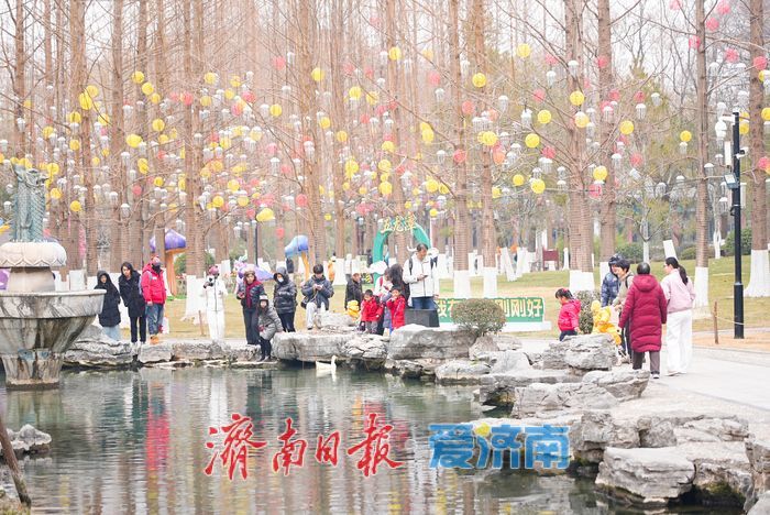 济南迎19℃暖冬晴日 市民乐享冬日“小阳春”