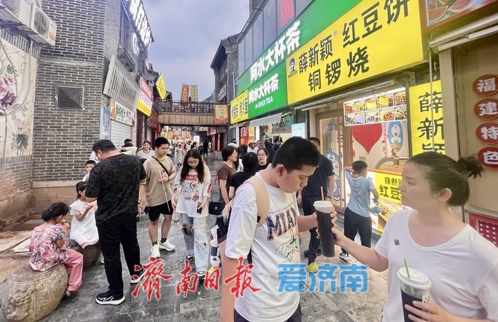 济南宽厚里：暑期夜生活，美食“盛宴”正当时