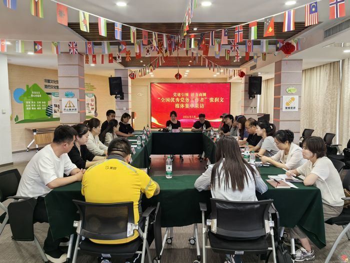 从“党建空白”到“红色引擎”：济南一位社区书记与商圈的十二年蝶变