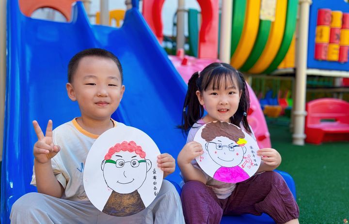 童心敬父爱，稚手送温情——济南市槐荫区实验幼儿园纬九分园开展父亲节主题活动