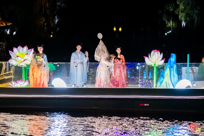 泉涌盛夏·画舫载梦  天下第一泉风景区“画舫演艺”惊艳回归!
