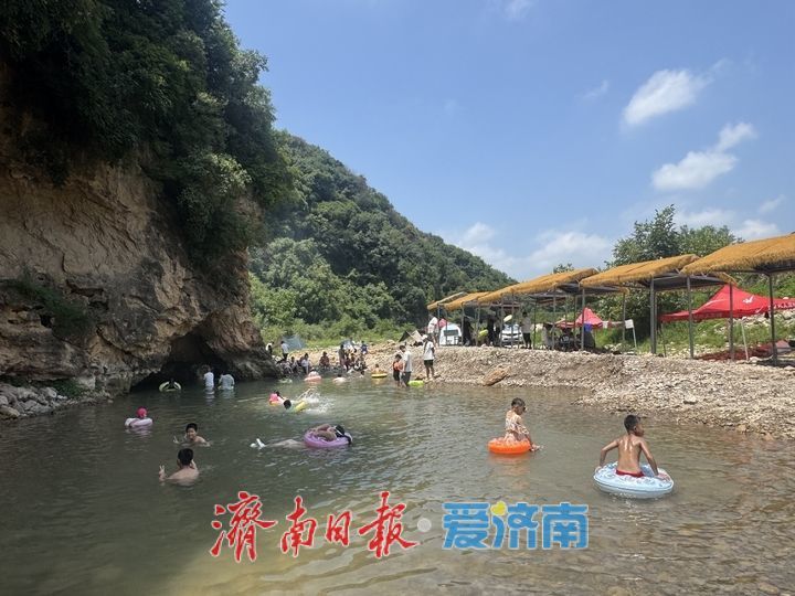 章丘西庵村戏水纳凉 乐享夏日时光