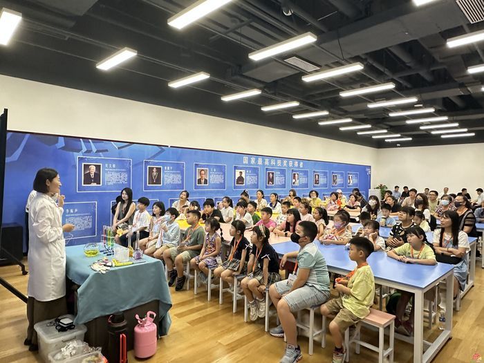 济南市科技馆：科普嘉年华助力童乐缤纷暑期