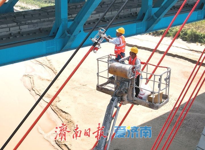 济南黄河大桥老桥斜拉索维修启动