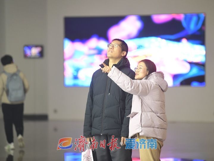 走进“人智时代”，第三届济南国际双年展开展