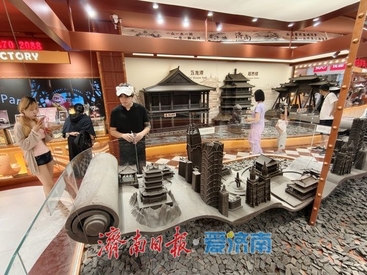 一年四季 泉在济南丨巧克力复刻泉城地标 济南网红博物馆引打卡