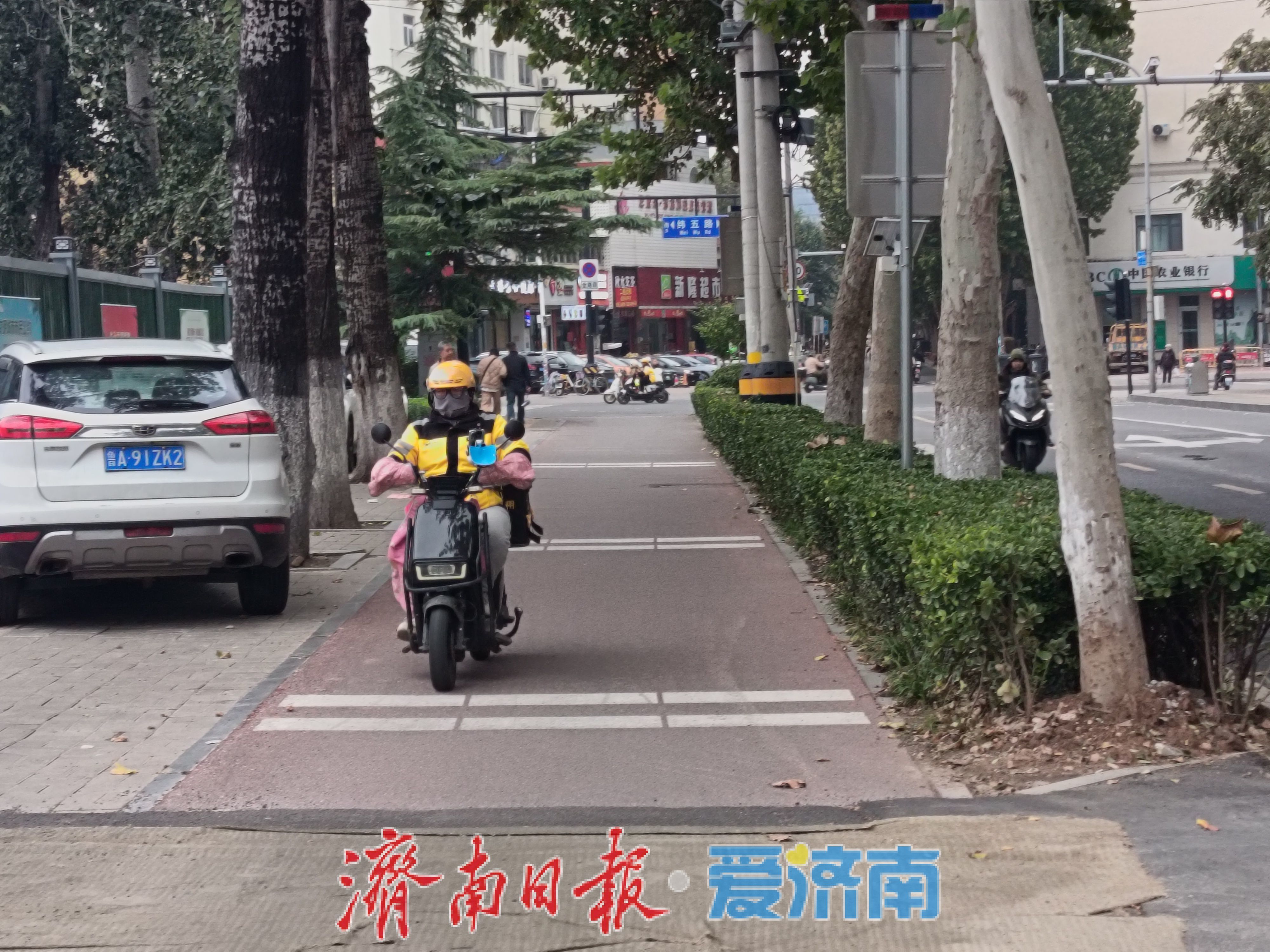 济南：“天外来餐”见证低空经济从概念走向现实
