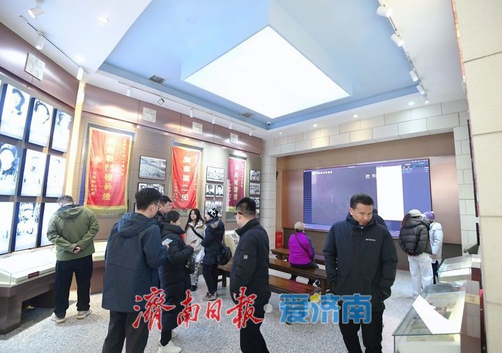 历经两个半月，济南解放阁重新对市民游客开放参观