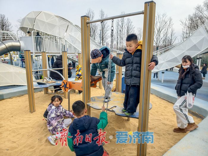 寓教于乐，济南彩虹湖科学游乐园成冬日亲子热门之选