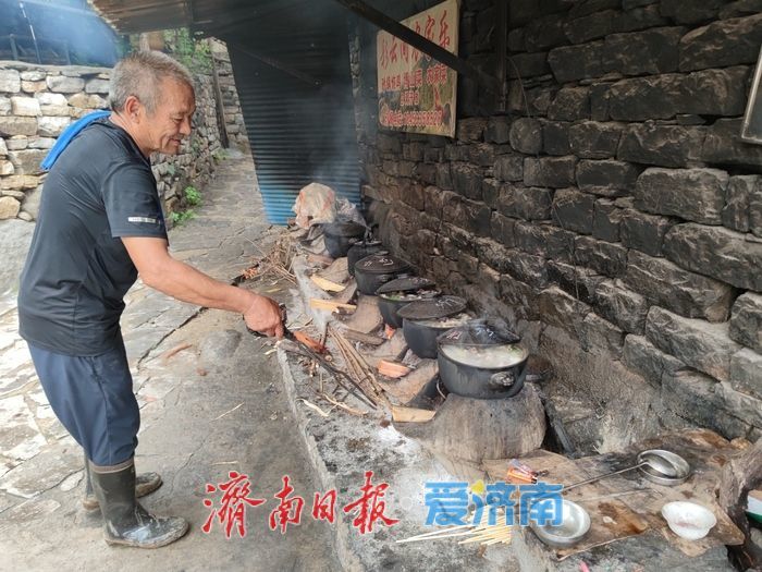 一年四季 泉在济南丨雨后卧云铺美如画卷 古韵新声引客来