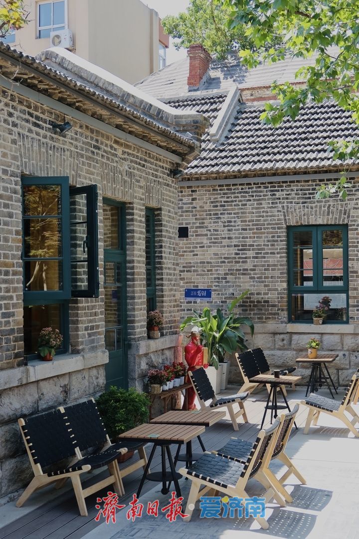 砖缝呼吸 院门生长 百年老街步步上新