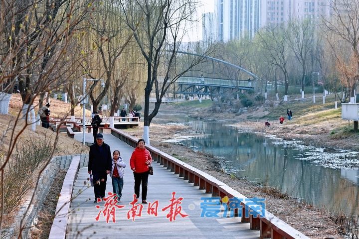 春归腊山河 踏青正当时