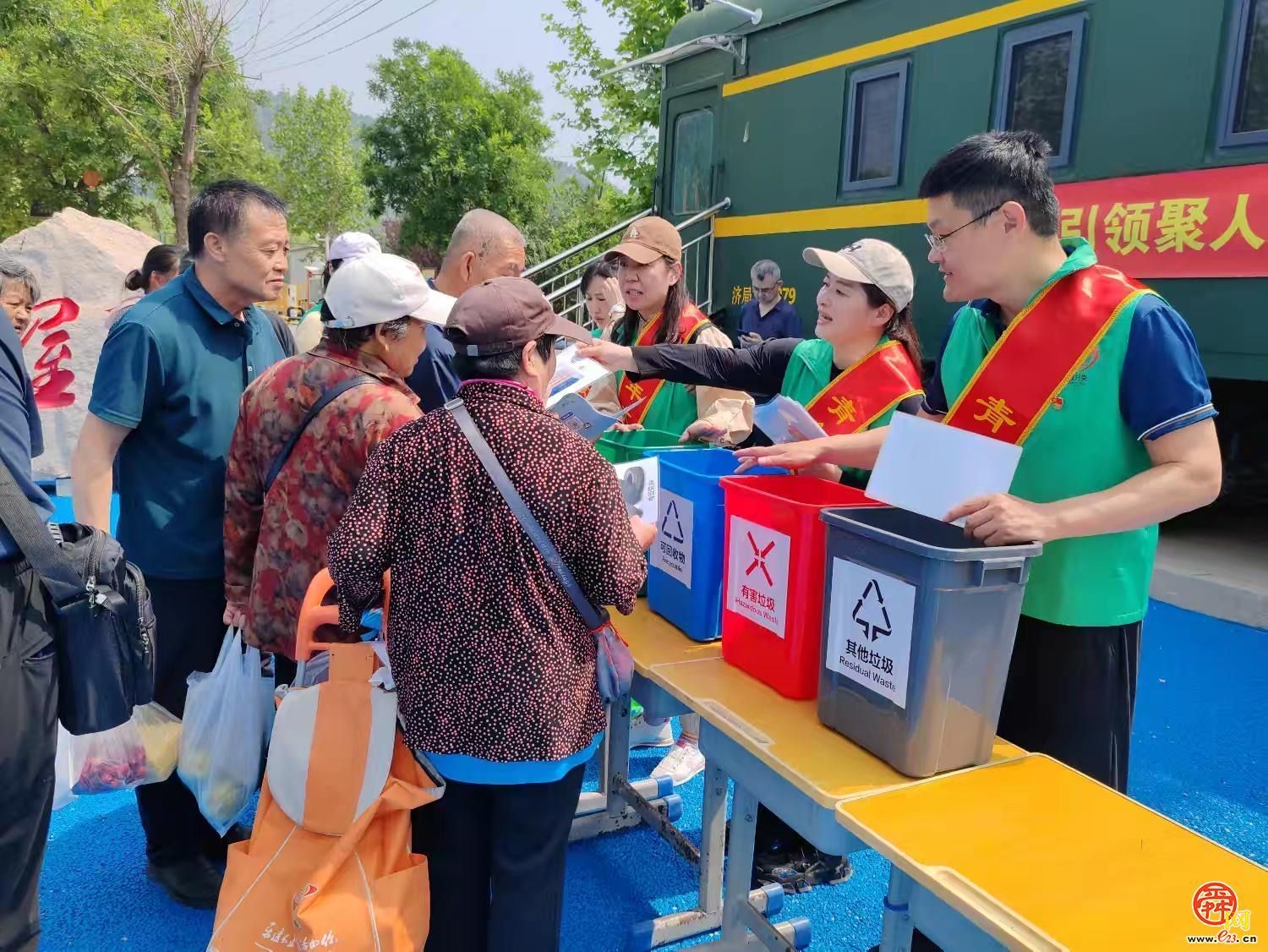 “生活垃圾分类大讲堂”走进柳埠街道——市智管中心开展“四级联动聚合力 垃圾分类新时尚”主题活动