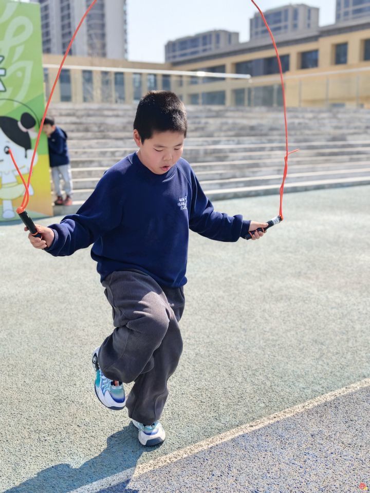 春分启新程 文化润成长 多校开展春分教育活动