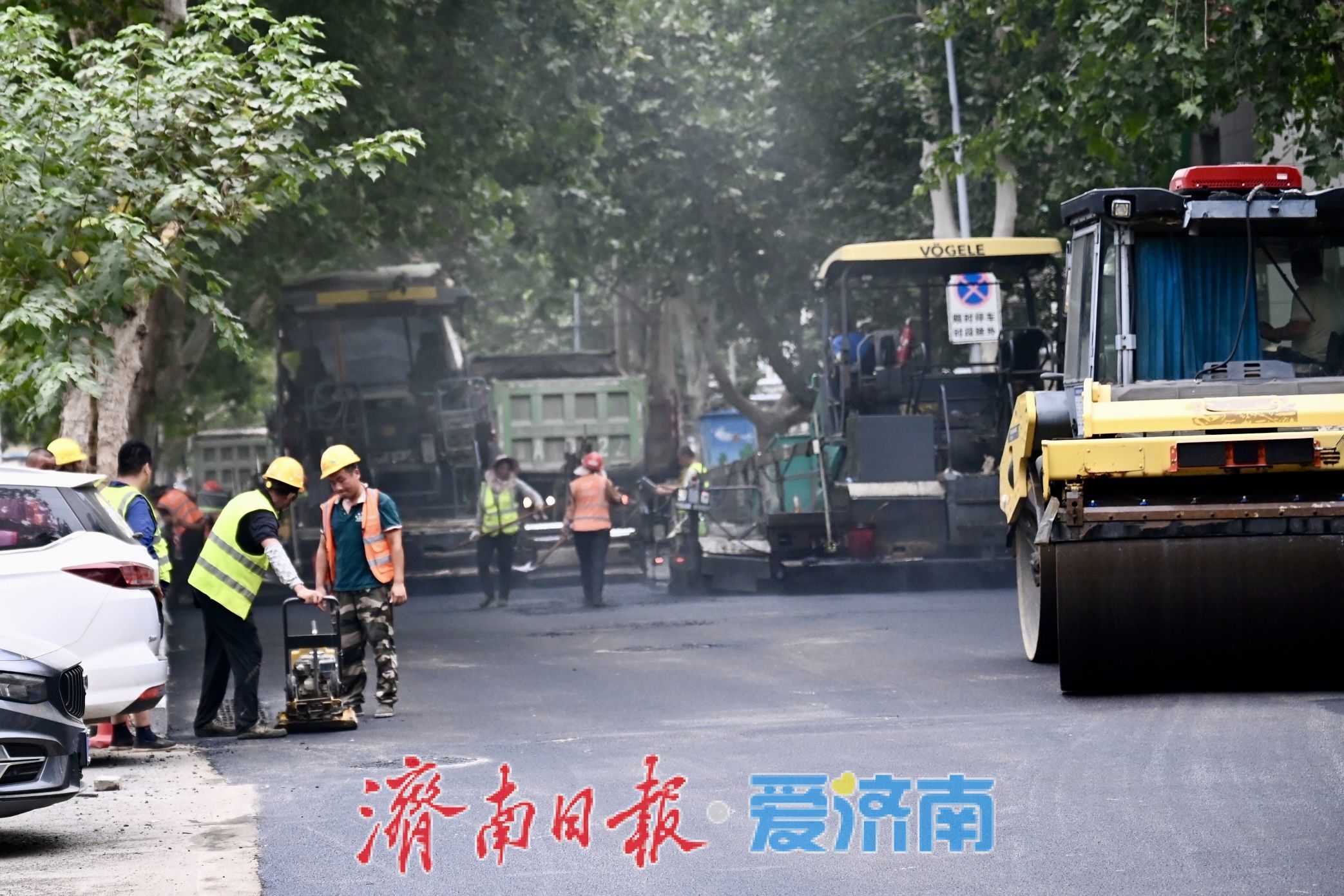 济南天桥区交校路实施道路沥青摊铺改造 片区道路品质全面升级