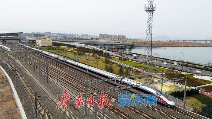 预计发送旅客690万人次铁路五一小长假运输今日启动