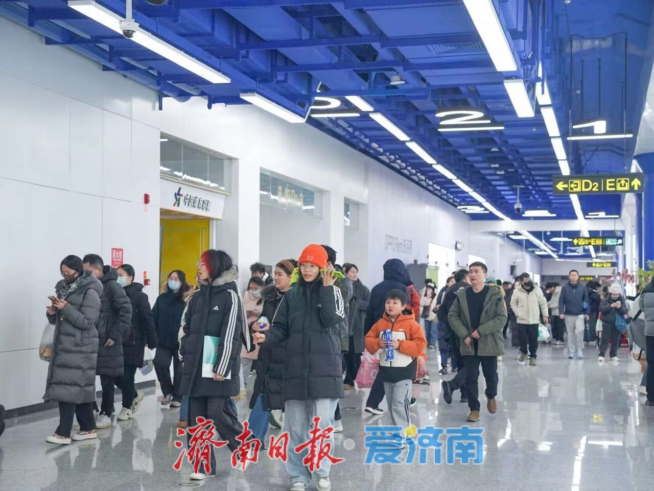 雪落泉城 彻夜守护！济南地铁护航您的“准点通勤”