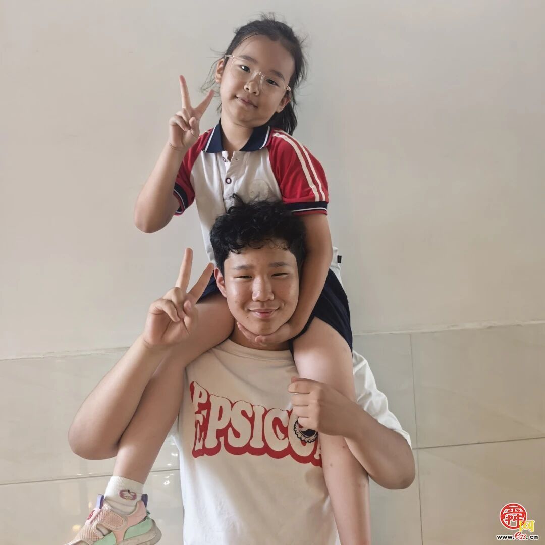 扬帆起航逐梦想 向海而行铸荣光——外海中学2026届九年级毕业仪式圆满举行