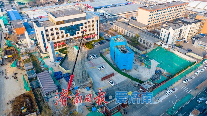 济南“黄金走廊”建设提速：王舍人立交桥雏形初显