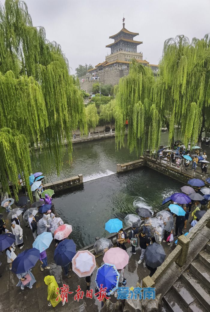 一年四季 泉在济南丨泉水奔涌“赋能”假日经济，济南文旅市场焕发新生机