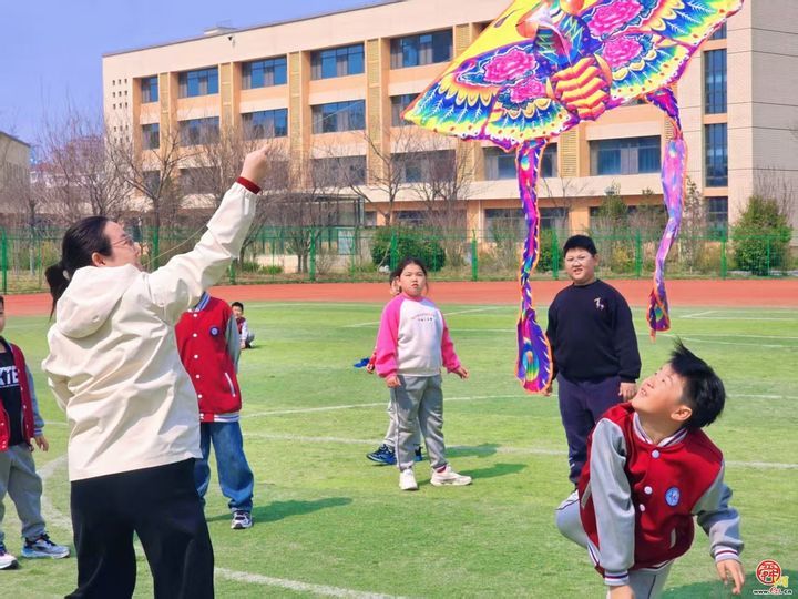 春分启新程 文化润成长 多校开展春分教育活动