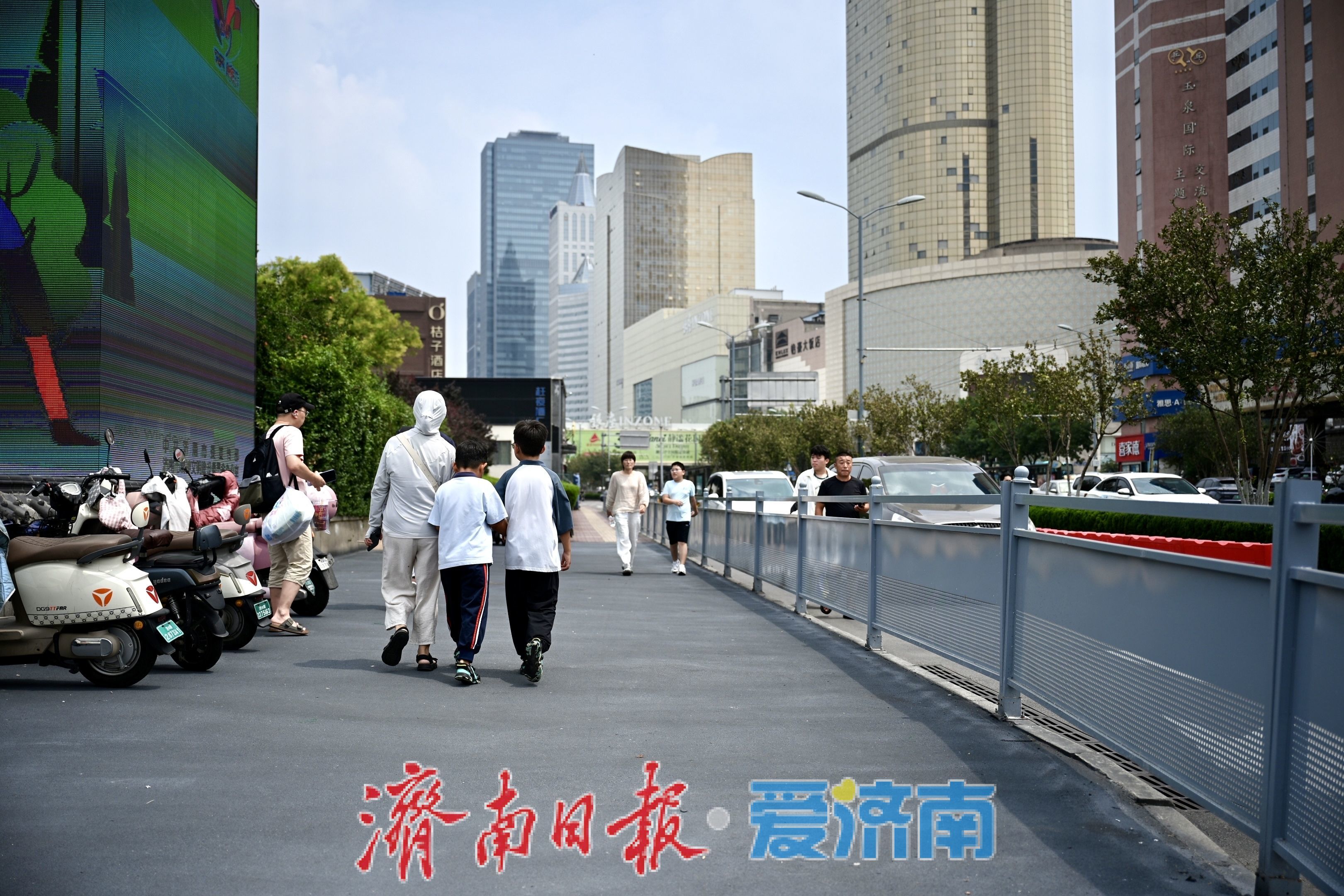 项目强省会｜济南历下区南门大街道路整修工程竣工 城区基础设施品质再升级