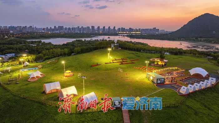 一年四季 泉在济南｜城市公园沉浸式露营成为济南市民休闲娱乐新宠