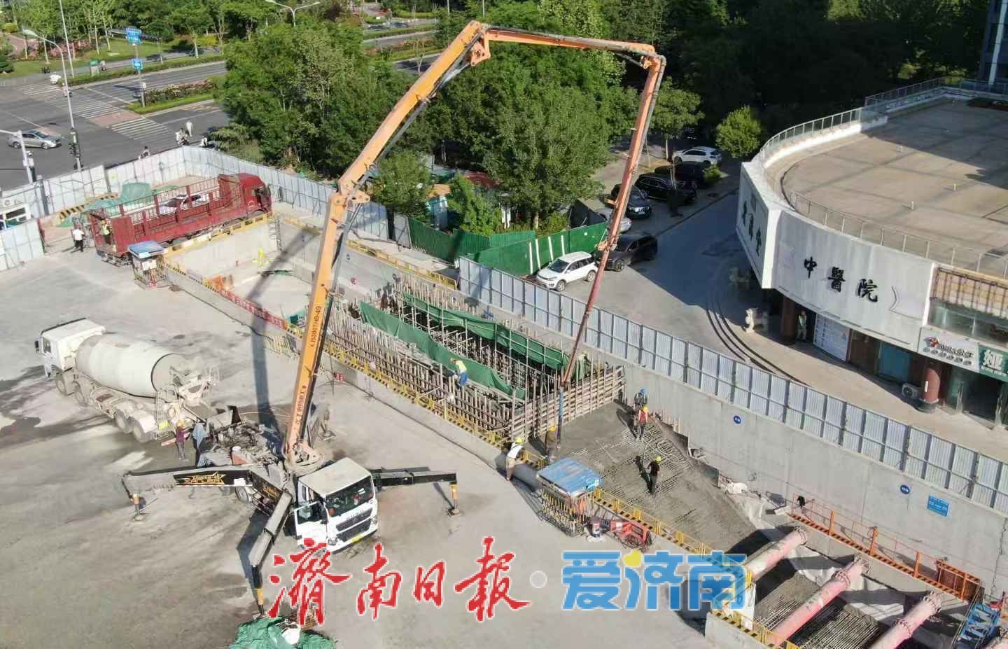 济南轨道交通6号线天泺路站附属结构全部封顶