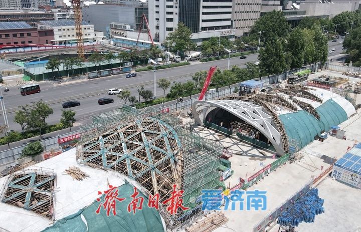 济南轨交4号线最“浅”车站地上站厅层亮相