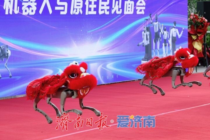 中国北方地区首家机器人6S中心落户济南汉峪金谷