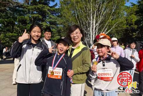 开跑！春日悦动 健康奔跑 ——燕山小学教育集团举行亲子欢乐跑活动