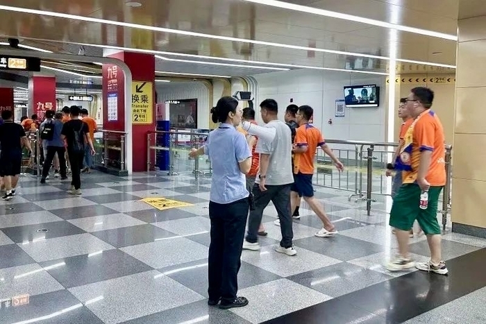 一年四季 泉在济南｜烟火市集、文创盛宴、乐队嗨唱……“五一”假期乘济南地铁解锁新体验