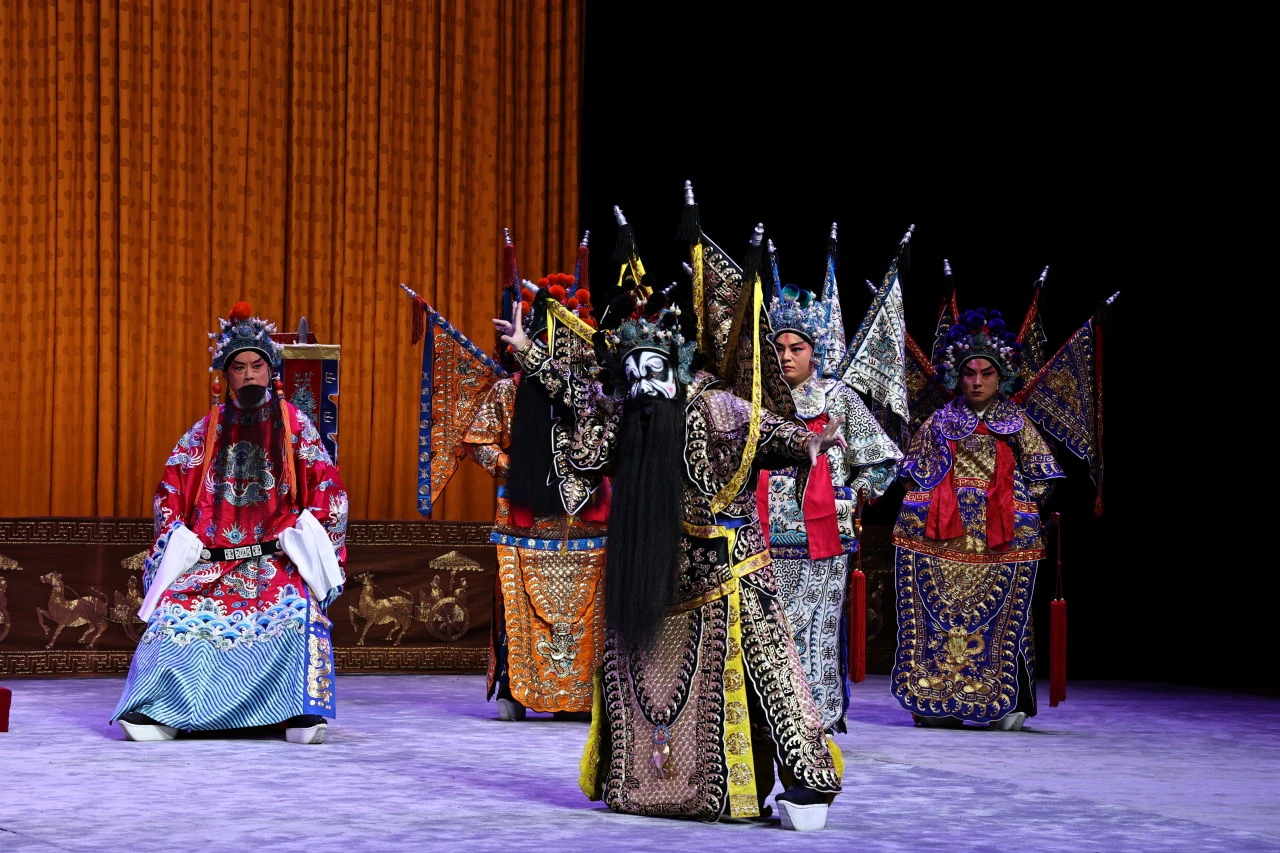 四戏闹新春 泉城年味浓 四方景致交织泉城最浓新春图景