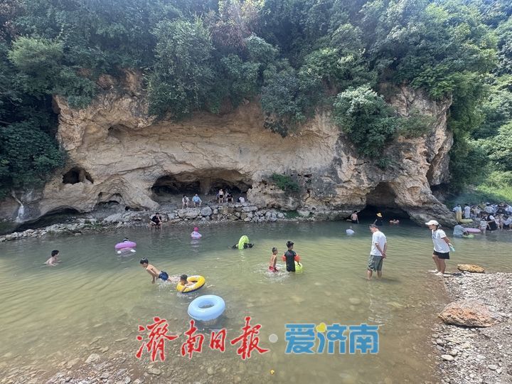 章丘西庵村戏水纳凉 乐享夏日时光