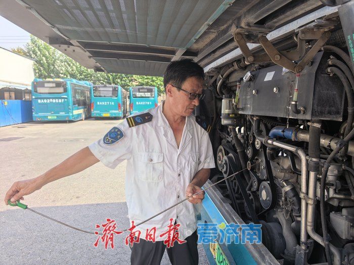 国庆遇“国庆”：方向盘上过最后一个岗上生日