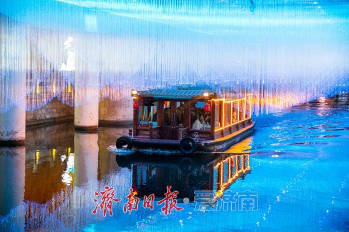 济南夜游新体验！护城河青龙桥化身蓝色星河