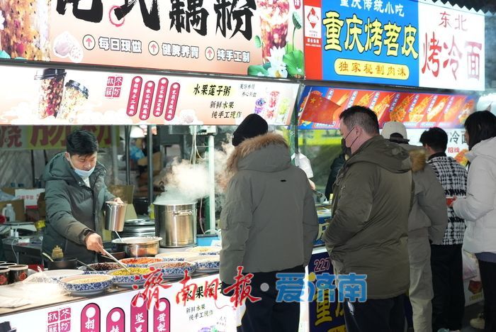 升腾的“烟火气”温暖了寒冬