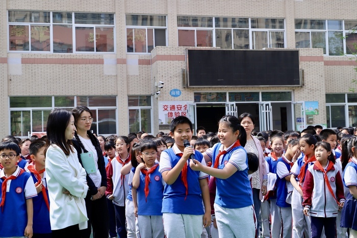 历城区实验小学来了一群爱读《论语》的留学生……